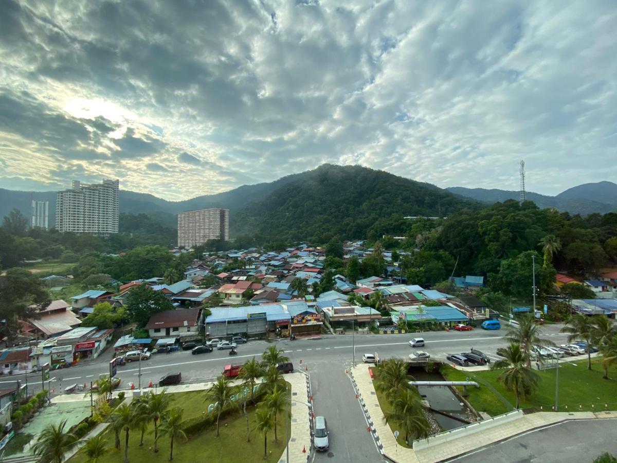 By The Sea @ Luxury Suites, Batu Ferringhi Exterior photo